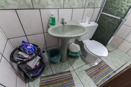 Casa à venda com 160m², 3 quartos e 4 vagas Casa à venda com 160m², 3 quartos e 4 vagasBanheiro