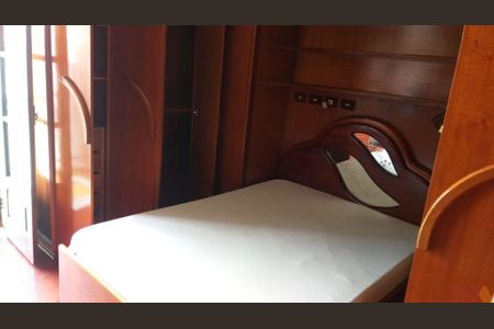 Casa à venda com 3 quartos, 188m² em Vila Mazzei, São Paulo