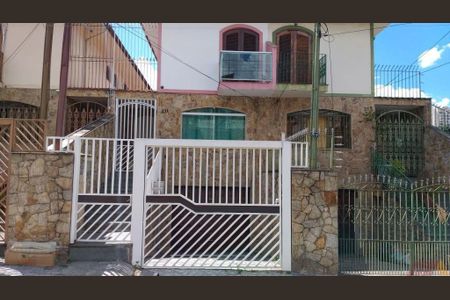 Casa à venda com 188m², 3 quartos e 4 vagas