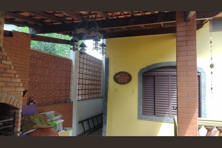 Casa à venda com 3 quartos, 210m² em Vila Constança, São Paulo