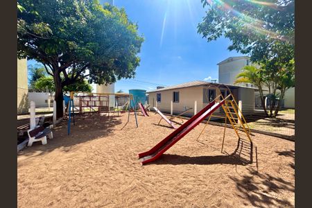 Apartamento para alugar com 50m², 2 quartos e 1 vagaÁrea comum - Playground