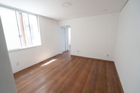 Sala de apartamento à venda com 1 quarto, 68m² em São Geraldo, Porto Alegre