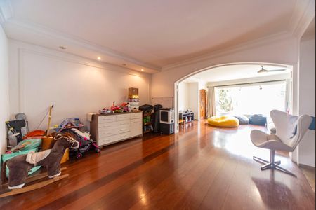 Sala 2 de casa para alugar com 4 quartos, 540m² em Vila Alice, Santo André