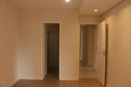 Apartamento à venda com 139m², 4 quartos e 2 vagasSuíte