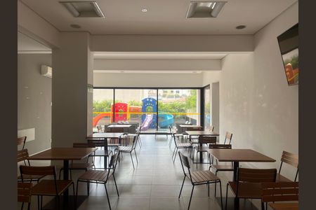 Apartamento à venda com 139m², 4 quartos e 2 vagasÁrea comum - Salão de festas