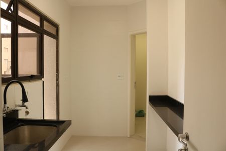 Apartamento à venda com 139m², 4 quartos e 2 vagasÁrea de Serviço