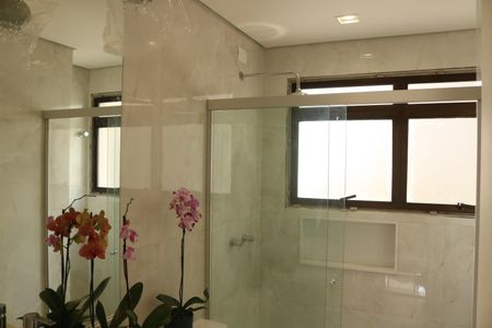 Apartamento à venda com 139m², 4 quartos e 2 vagasBanheiro 2