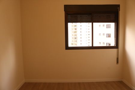 Apartamento à venda com 139m², 4 quartos e 2 vagasQuarto 2