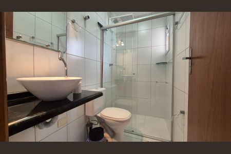 Apartamento à venda com 134m², 2 quartos e 2 vagasBanheiro da suíte
