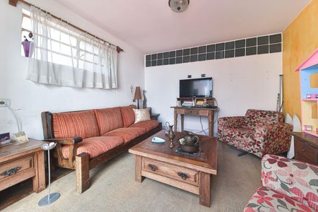 Casa para alugar com 170m², 3 quartos e 2 vagas Casa para alugar com 170m², 3 quartos e 2 vagasBrinquedoteca