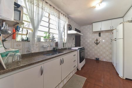 Casa para alugar com 170m², 3 quartos e 2 vagas Casa para alugar com 170m², 3 quartos e 2 vagasCozinha