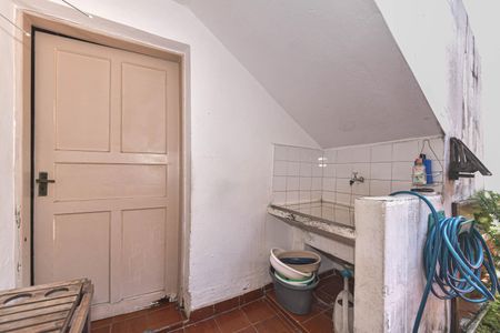 Casa para alugar com 170m², 3 quartos e 2 vagas Casa para alugar com 170m², 3 quartos e 2 vagasLavanderia