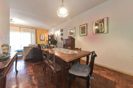 Casa para alugar com 170m², 3 quartos e 2 vagas Casa para alugar com 170m², 3 quartos e 2 vagasSala