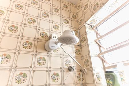 Casa para alugar com 170m², 3 quartos e 2 vagas Casa para alugar com 170m², 3 quartos e 2 vagasBanheiro Social