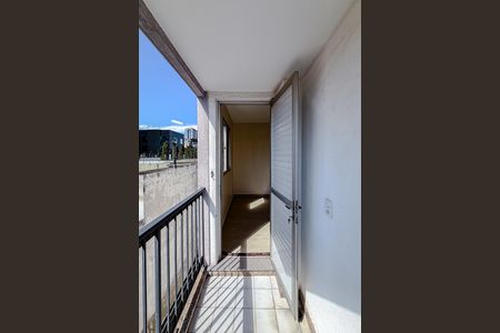Apartamento para alugar com 56m², 2 quartos e 1 vaga Apartamento para alugar com 56m², 2 quartos e 1 vagaVaranda do Quarto 2