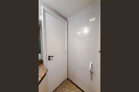 Apartamento para alugar com 56m², 2 quartos e 1 vaga Apartamento para alugar com 56m², 2 quartos e 1 vagaBanheiro