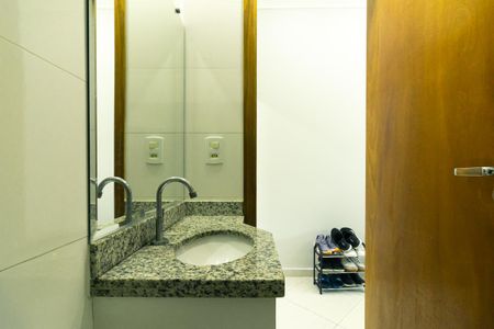 Casa para alugar com 90m², 2 quartos e 2 vagas Casa para alugar com 90m², 2 quartos e 2 vagasLavabo