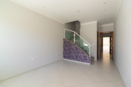 Sala de casa para alugar com 2 quartos, 90m² em Jardim Três Marias, São Paulo