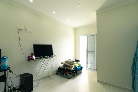 Suíte 1 de casa para alugar com 2 quartos, 90m² em Jardim Três Marias, São Paulo