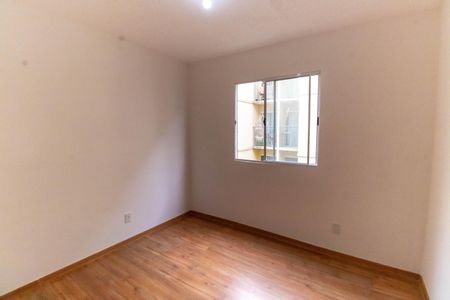 Quarto 1 de apartamento para alugar com 2 quartos, 46m² em Maria Paula, São Gonçalo