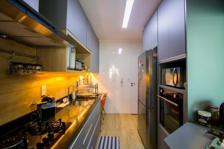 Apartamento à venda com 92m², 2 quartos e 2 vagas Apartamento à venda com 92m², 2 quartos e 2 vagasCozinha