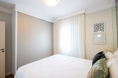 Apartamento à venda com 92m², 2 quartos e 2 vagas Apartamento à venda com 92m², 2 quartos e 2 vagasQuarto 1 - Suíte