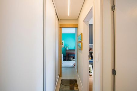 Apartamento à venda com 92m², 2 quartos e 2 vagas Apartamento à venda com 92m², 2 quartos e 2 vagasCorredor