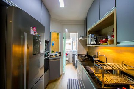 Apartamento à venda com 92m², 2 quartos e 2 vagas Apartamento à venda com 92m², 2 quartos e 2 vagasCozinha