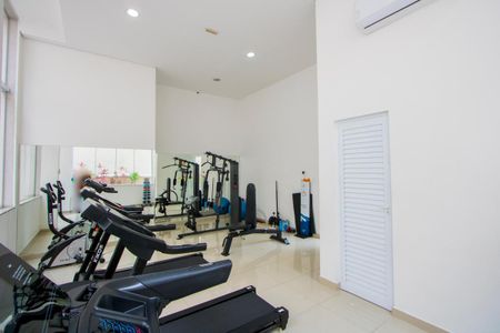 Apartamento à venda com 92m², 2 quartos e 2 vagas Apartamento à venda com 92m², 2 quartos e 2 vagasÁrea comum - Academia