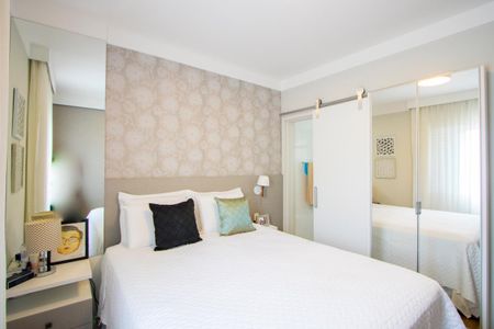 Apartamento à venda com 92m², 2 quartos e 2 vagas Apartamento à venda com 92m², 2 quartos e 2 vagasQuarto 1 - Suíte