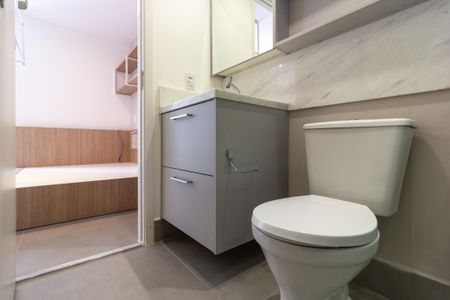 Studio à venda com 25m², 1 quarto e sem vaga Studio à venda com 25m², 1 quarto e sem vagaBanheiro