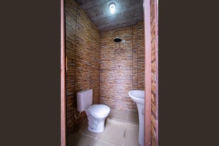 Casa para alugar com 60m², 1 quarto e sem vagaBanheiro externo