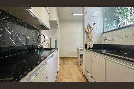 Apartamento à venda com 62m², 2 quartos e 1 vaga Apartamento à venda com 62m², 2 quartos e 1 vagaCozinha