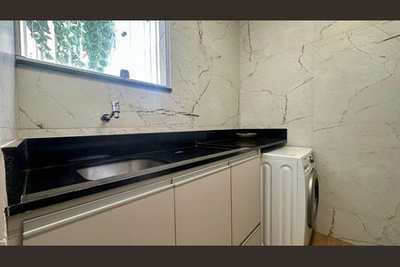 Apartamento à venda com 62m², 2 quartos e 1 vaga Apartamento à venda com 62m², 2 quartos e 1 vagaÁrea de serviço