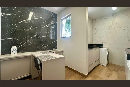 Apartamento à venda com 62m², 2 quartos e 1 vaga Apartamento à venda com 62m², 2 quartos e 1 vagaCozinha