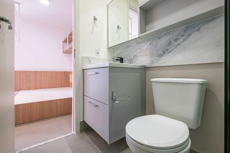 Studio - Banheiro de kitnet/studio para alugar com 1 quarto, 24m² em Pinheiros, São Paulo