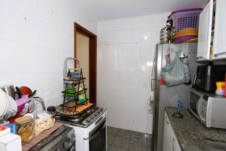 Apartamento à venda com 54m², 2 quartos e 1 vagaCozinha