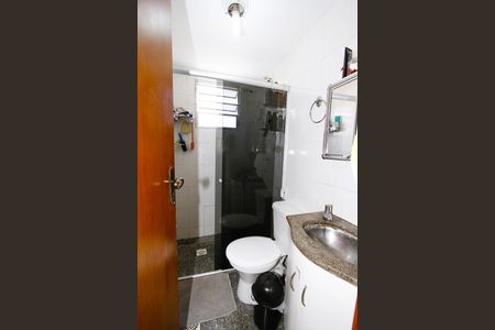 Apartamento à venda com 54m², 2 quartos e 1 vagaBanheiro Social