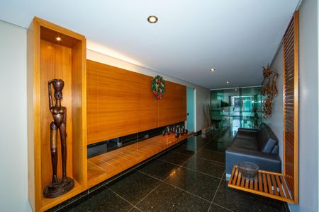 Apartamento à venda com 156m², 4 quartos e 3 vagasHALL