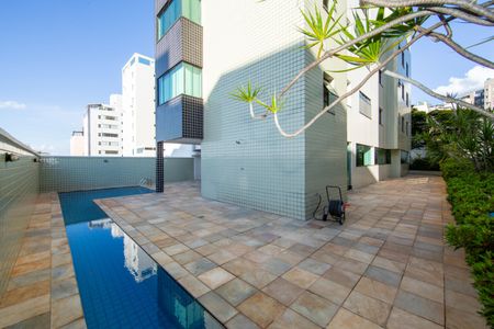 Apartamento à venda com 156m², 4 quartos e 3 vagasPISCINA