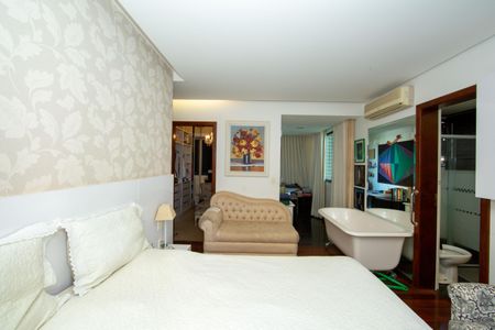 Apartamento à venda com 156m², 4 quartos e 3 vagasQUARTO2