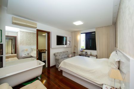 Apartamento à venda com 156m², 4 quartos e 3 vagasQUARTO2