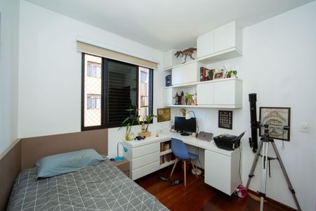 Apartamento à venda com 156m², 4 quartos e 3 vagasQUARTO1