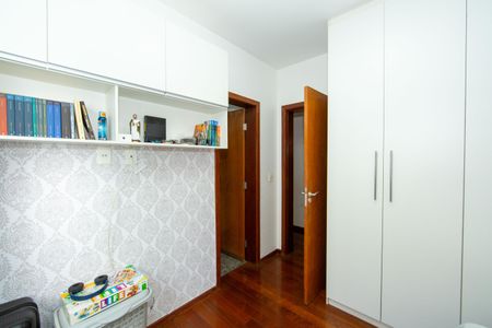 Apartamento à venda com 156m², 4 quartos e 3 vagasQUARTO3
