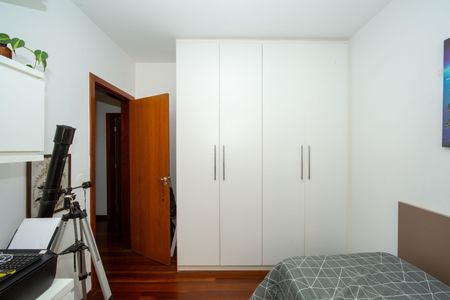 Apartamento à venda com 156m², 4 quartos e 3 vagasQUARTO1