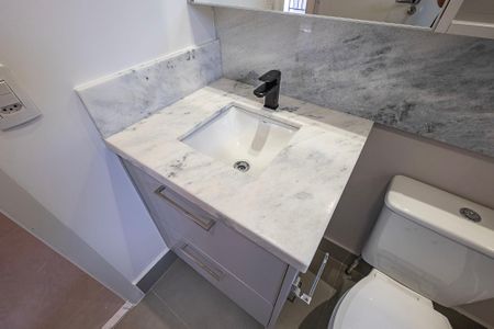 Apartamento para alugar com 29m², 1 quarto e sem vaga Apartamento para alugar com 29m², 1 quarto e sem vagaBanheiro