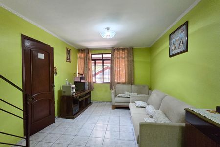 Casa à venda com 122m², 3 quartos e 2 vagas Casa à venda com 122m², 3 quartos e 2 vagasSala