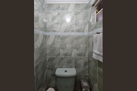 Casa à venda com 122m², 3 quartos e 2 vagas Casa à venda com 122m², 3 quartos e 2 vagasLavabo