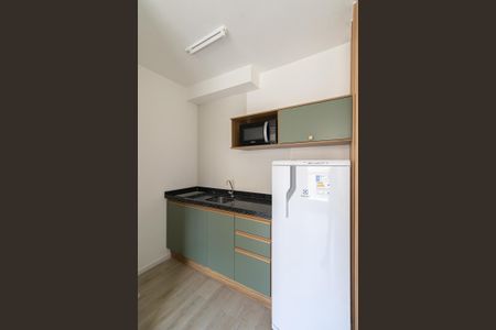 Studio para alugar com 27m², 1 quarto e sem vaga Studio para alugar com 27m², 1 quarto e sem vagaSala e Cozinha