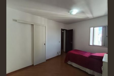 Apartamento à venda com 87m², 3 quartos e 2 vagasSuíte